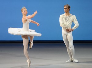 Купить билеты на балет.